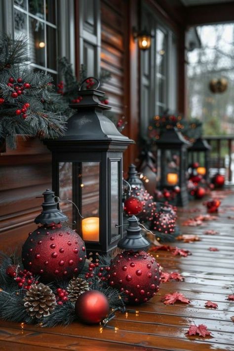 Christmas Front Porch Decorating Ideas, Christmas Lantern Decor Ideas, Porch Garland, Lantern Christmas Decor, Front Porch Decorating Ideas, Oversized Ornaments, Holiday Lanterns, Southern Christmas, Porch Decorating Ideas