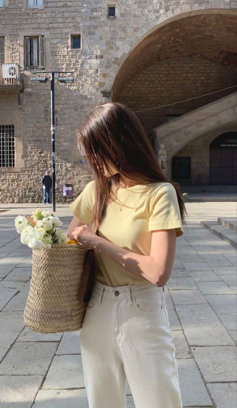 Ig: ganaesra Korean Women Summer Fashion, Pastel Outfit Summer, Pastel Summer Outfits, Pastel Yellow Outfit, Yellow Outfit Aesthetic, Fun Summer Outfits, Pastel Outfit, Korean Casual Outfits, Everyday Fashion Outfits