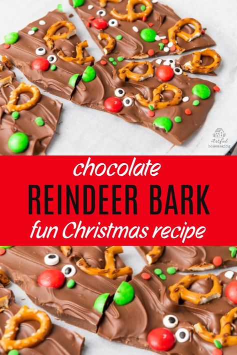 chocolate Christmas candy reindeer bark in pieces on a plate Pretzel Toppings, Reindeer Bark, Christmas Chocolate Bark, Reindeer Chocolate, Chocolate Bark Christmas, Chocolate Reindeer, Bake Sale Treats, Christmas Bark, Fun Holiday Treats