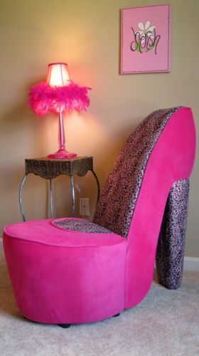 Hot Pink Shoe Chair- I want one for my classroom OMG!!! @Amber Christ this would be perfect in your room! High Heel Shoe Chair, Shoe Chair, Hot Pink Shoes, Leopard High Heels, Teenage Room, Deco Originale, Pink Chair, Pink Room, Everything Pink