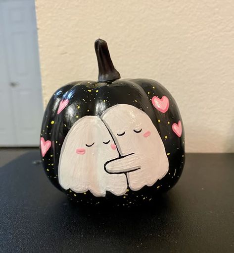 Win the best no-carve pumpkin decorating contest with these ideas. Here are 33 of the cutest and most creative pumpkin painting ideas that are award-worthy! #halloween #pumpkins #pumpkinpainting Cute Painting Ideas For Pumpkins, Sonny Angel Pumpkin Painting, Punking Painting Ideas Easy, Spiderweb Pumpkin Painting, Cute Things To Paint On A Pumpkin, Ghost On Pumpkin Painting, Ghost Painting Pumpkin, Cute Pumpkin Painting Ideas Halloween, Pumpkin Painting Couples Ideas