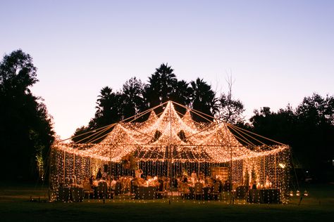 Twinkle Light Tent, Wedding Venue With Lights, Twinkle Light Tent Wedding, Lighting In Wedding Tent, Twinkle Lights Tent, Wedding Light Tent, Twinkle Light Weddings, Canopy Tent Lights, Outdoor Wedding Night