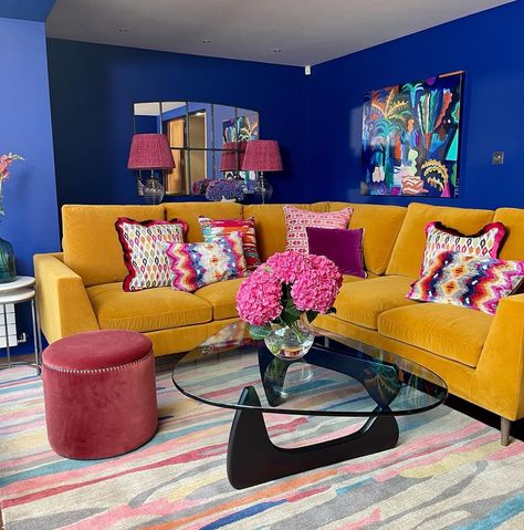 Interior Design Colorful, Decorating Hallways, Blue And Yellow Living Room, Sophie Robinson, Home Makeovers, Modern Home Interior, Modern Home Interior Design, Yellow Living Room, Interior Design Advice