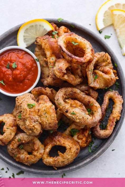 Delicious Texture and Flavor: This fried calamari recipe uses simple seasonings to get the flavor just right. Plus, the ratio of ingredients for the breading results in the perfect crispy texture. Fried Calamari Recipe, Calamari Recipe, Calamari Recipes, The Recipe Critic, Bacon Appetizers, Fried Calamari, Recipe Critic, Best Appetizer Recipes, Salad Sauce