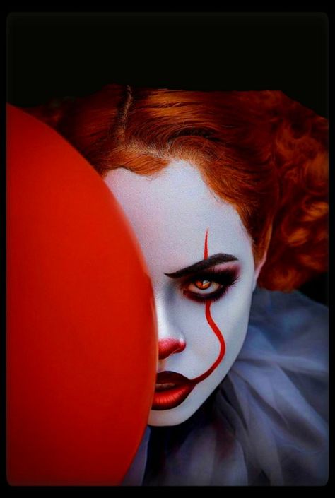 Penny Wise Photoshoot, Pennywise Photoshoot Ideas, Pennywise Photoshoot, Clown Photo, It Clown, Clown Photoshoot Ideas, It Photoshoot Clown, Pennywise Makeup Girl, Clown Cosplay