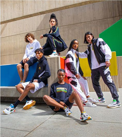 Running Pose, Ralph Sampson, Group Poses, Los Angeles Style, Sports Photos, The Clash, Group Photos, Photography Inspo, Wide Angle