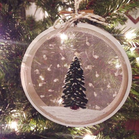 Embroidered Christmas Tree Ornament // fieldsofknots.etsy.com Embroidered Christmas Tree, Christmas Tree Snow, Embroidery Ornaments, Embroidered Christmas, Celebration Ideas, Christmas Sewing, Christmas Embroidery, Snow Globe, Christmas Tree Ornament