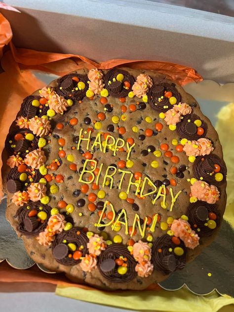 Cake Design For Men, Cookie Cake Designs, Sugar Cookie Cakes, Cookie Cake Birthday, Cookie Cakes, Cake Cookie, Cakes For Men, Boy Birthday Cake, Cake Designs Birthday