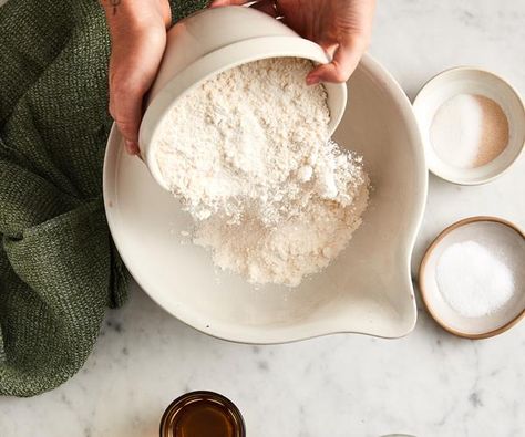 Making plain flour into self- raising flour: add one rounded teaspoon of baking powder (5g) to every 100g of plain flour. Cranberry Biscuits, Cracker Barrel Biscuits, Blackberry Preserves, How To Make Pastry, Self Raising Flour, Blackberry Recipes, Pumpkin Cranberry, Biscuit Mix, Pumpkin Butter