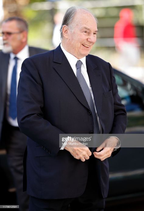 The Duke And Duchess Of Cambridge Visit The Aga Khan Centre LONDON, UNITED KINGDOM - OCTOBER 02: (EMBARGOED FOR PUBLICATION IN UK NEWSPAPERS UNTIL 24 HOURS AFTER CREATE DATE AND TIME) Prince Shah Karim Al Hussaini, Aga Khan IV attends an event at the Aga Khan Centre on October 2, 2019 in London, England. The event is being held ahead of The Duke and Duchess of Cambridge's Royal Tour to Pakistan. (Pho Aga Khan Wedding Photos, Khan Abdul Ghaffar Khan, Prince Karim Aga Khan, Imran Khan In United Nations, Aga Khan Museum, Uk Newspapers, Aga Khan, Date And Time, Being Held