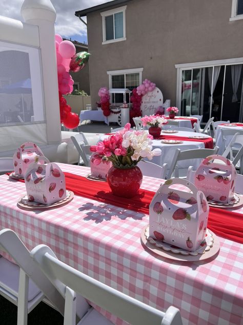 Strawberry Shortcake 16 Birthday, Very Berry First Birthday Decor, Berry Themed First Birthday Food, Strawberry Birthday Party Theme Centerpieces, Strawberry Themed 1st Birthday Table Decor, My Berry First Birthday Table Decorations, Strawberry Birthday Theme Decorations, Strawberry Shortcake First Birthday Decorations, Food For Strawberry Themed Party