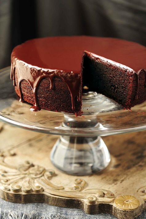 Beetroot Cake Recipe, Beetroot Chocolate Cake, Marcus Wareing, Chocolate Tea Cake, Fudge Cake Recipe, Beetroot Cake, Ultimate Chocolate Cake, Tea Cakes Recipes, Eggless Baking