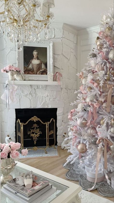 Pink Christmas Bedroom, Pink Christmas Aesthetic, Crismas Tree, Snow Cookies, White Artificial Christmas Tree, A Pink Christmas, Christmas Color Palette, Christmas Dreaming, Pink Xmas