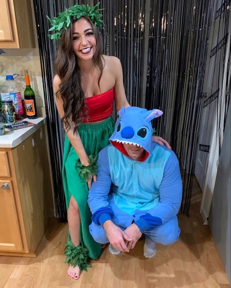 Lilo And Stitch Couples Costume, Lilo And Stitch Couple Costume, Lilo And Stitch Costume Couple, Lilo Y Stitch Disfraz, Hot Halloween Costumes Women, Hawaii Festival, Lilo Costume, Lilo And Stitch Costume, Stitch Halloween Costume