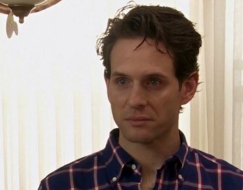 Always Sunny Reaction Pic, Dennis Reynolds Angry, Dennis Its Always Sunny, Dennis Iasip, Rum Ham, Glenn Howerton, Dennis Reynolds, Charlie Kelly, Horrible People