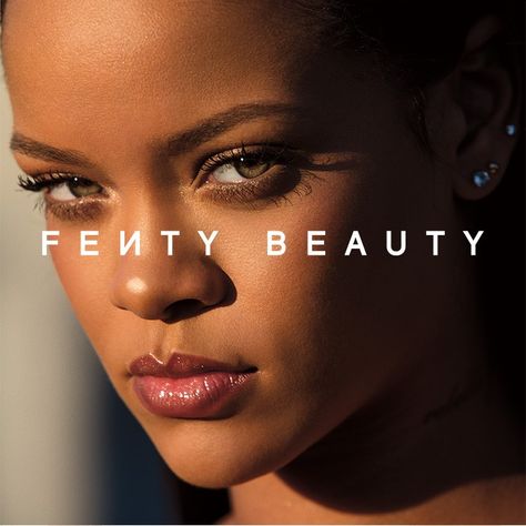 ♥♥♥♥ Has Arrived ♥♥♥♥ Fenty Foundation, Rihanna Photoshoot, Rihanna Fenty Beauty, Rihanna Fan, Hydrating Foundation, Rihanna Photos, Chic Hair, Beauty Photoshoot, Beauty Inspo