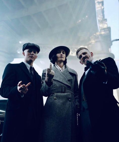 Peaky Blinders Behind The Scenes, Micheal Gray, Peaky Blinders Fashion, Natasha O'keeffe, Arthur Shelby, Peaky Blinders Series, Peaky Blinders Characters, Peaky Blinders Wallpaper, Peaky Blinders Thomas