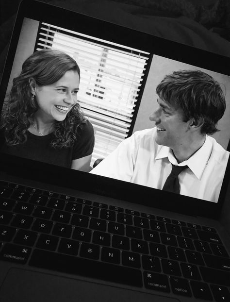 Jim And Pam The Office, Pam The Office, Best Of The Office, Jim And Pam, The Office Jim, Robin Scherbatsky, Jim Pam, The Office Show, Jim Halpert