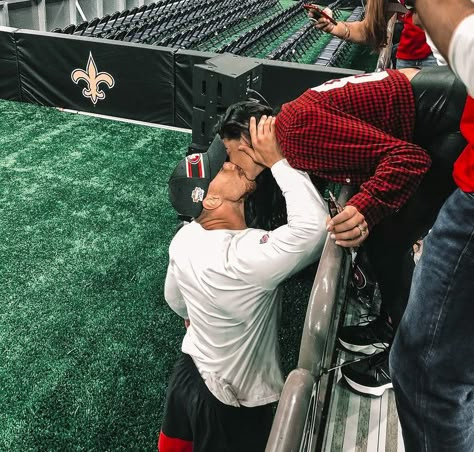 Caught On Camera Chelsea Curto, Nfl Coach Aesthetic, Coach Devney Perry Aesthetic, Coach Devney Perry, Superbowl Aesthetic, Football Cheerleader Couple, Brunette Photos, Football Coach Wife, Rebecca Jenshak