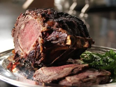 English Rib Roast Recipe | Ina Garten | Food Network Ina Garten Prime Rib, Best Dinner Party Recipes, Thanksgiving Favorites, Holiday Ham Recipes, Prime Rib Roast Recipe, Rib Roast Recipe, Standing Rib Roast, Prime Rib Recipe, Ina Garten Recipes