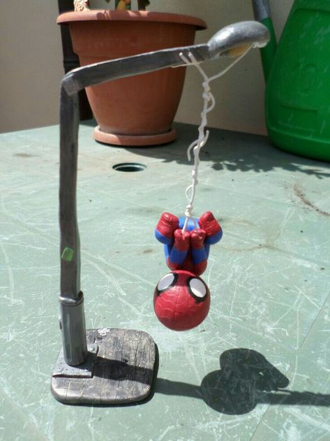 Spiderman Clay Art, Clay Figures Aesthetic, Small Things To Make Out Of Clay, Sculpture Art Clay, Clay Diy Projects, Tanah Liat, Clay Crafts Air Dry, Diy Crafts To Do, Cute Clay