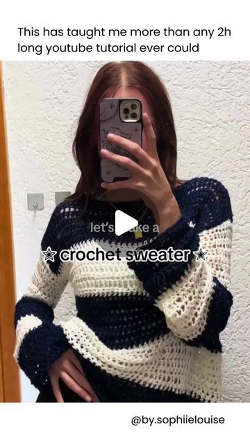 Loose Stitch Crochet Sweater, Crochet Loose Sweater Pattern Free, Loose Crochet Stitches Patterns, Grunge Crochet Patterns Free, How To Crochet A Sweater, Cute Crochet Ideas For Beginners, Aesthetic Crochet Sweater, Crochet Projects Aesthetic, Loose Sweater Pattern