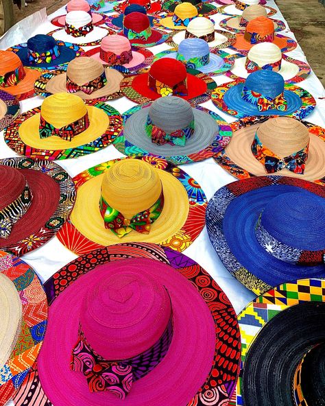 Our beach hats are beautiful for your summer outings. Do your beach outings the Afrocentric way… Available in retail and wholesale #togacraft #togarecs #beachhat #afrocentric #beach #beachlife #summer #summeroutings #ankaracraft #ankaraaccessories #handmade #hats Ankara Bucket Hats, Funny Bucket Hats, African Fabric Accessories, Safari Crafts, Ankara Bags, Graduation Cap And Gown, African Attire Dresses, African Hats, African Bag