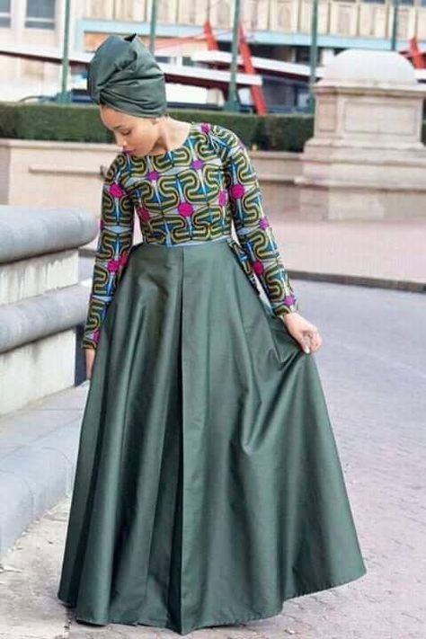 Shweshwe Traditional Dresses, Traditional Dresses African, Traditional African Clothing, Long African Dresses, Dresses African, African Dresses For Kids, Best African Dresses, African Fashion Skirts, 40 Women