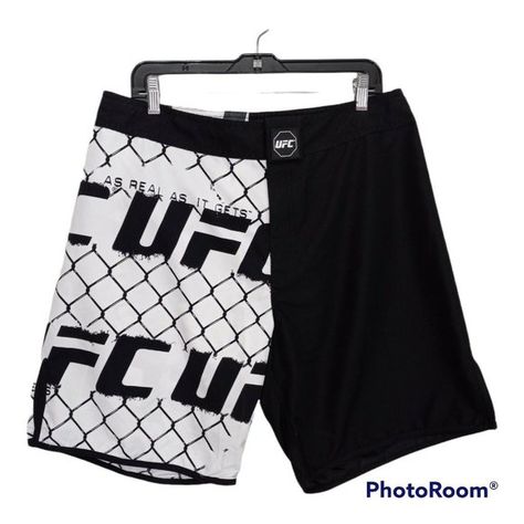 UFC MMA Official Fight Trunks Men’s Size 34 Black/White Shorts Black And White Shorts, Ufc, Martial Arts, White Shorts, Mens Short, Black White, Black And White, Outfit Inspo, Plus Fashion