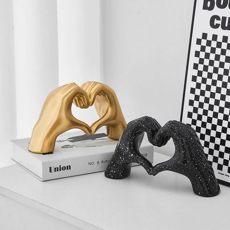 🫶 Heart Shaped Hands, Love Statue, Hand Gesture, Hand Sculpture, Modern Art Decor, Decorative Sculpture, Nordic Home, Desktop Decor, Tee Set