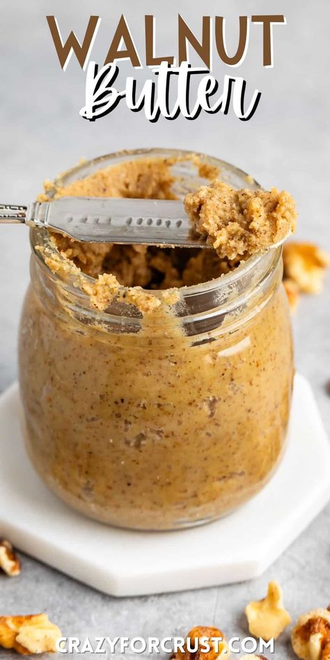 Learn how to make easy nut butter - this recipe is for walnut butter with just a bit of oil but you can use any kind of nuts! Walnut Butter Recipe, Pie Crust Chips, Walnut Butter, Maple Walnut, Toasted Walnuts, On Toast, Butter Recipe, Nut Butter, Light Recipes