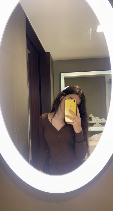 #mirror #mirrorselfies #selfietime #aesthetic #tiktok #ideas Women Mirror Selfie Aesthetic, Female Mirror Selfie Aesthetic, Cute Girl Mirror Sefile, Dark Mirror Selfie Aesthetic, Girls Mirror Sefile, Room Selfies, Girl Mirror Sefile Aesthetic, Girl In The Mirror, Girl Mirror Sefile