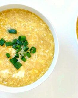 Stylish Cravings - Life & Style Inspiration From a Mom of Seven Egg Drop Soup Easy, Keto Egg Drop Soup, Homemade Egg Drop Soup, Szechuan Beef, Stir Fry Sauce Easy, Soup Keto, Chinese Cooking Recipes, Egg Drop Soup, Keto Lunch Ideas