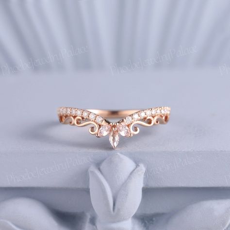 Natural Morganite Curved Wedding Band Marquise Rose Gold Diamond Band Vintage Wedding Band Moissanite Stacking Matching Chevron Band Custom PRODUCT SUMMARY Metal Type: yellow, white or rose solid 10K/14K or 18k gold. Size: All sizes are available, contact me if they do not contain the size you want in the drop-down menu. ☪☪Wedding band ⚜Stone - Natural Morganite Cut - Marquise  Weight - 0.14ct Color - Light Pink ⚜Stone - Moissanite or natural diamond Cut - Round Weight - 0.18ct  Clarity - SI-VS Wedding Ring Goals, Morganite Wedding Band, Wedding Band Marquise, Rose Gold Diamond Band, Chevron Wedding, Stacked Wedding Bands, Cute Engagement Rings, Gold Diamond Band, Vintage Wedding Band