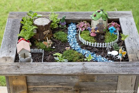 DIY Reclaimed Wood Planter Box (...for an upright Fairy Garden!) | MichaelsMakers Make It Love It Fairy Garden Planter Boxes, Fairy Garden Shadow Box Ideas, Fairy Garden Box, Plant Pot Fairy Garden, Fairy Garden In Plant Pot, Fairy Garden Plant Pot, Fairy Glow Jars, Fairy Box, Garden Planter Boxes