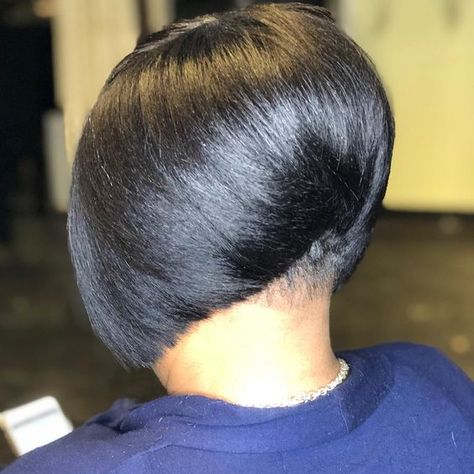 Very Short Bob Black Women, Weave Bob, Short Relaxed Hairstyles, Black Hair Short Cuts, Short Shaved Hairstyles, Inverted Bob Hairstyles, Travel Hair, Short Hair Images, Blonde Bob Hairstyles