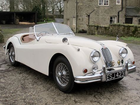 1956 Jaguar XK140 Roadster Porsche 550 Spyder, Retro Auto, Carros Vintage, Jaguar Xk120, Porsche 550, Bmw Classic Cars, Maserati Granturismo, British Sports Cars, Bmw Classic