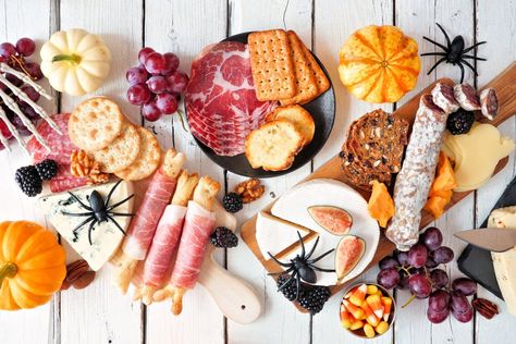 20 Creative Halloween Food Names for Your Party Menu – Instacart Spooky Charcuterie, Halloween Charcuterie Board, Easy Halloween Party Food, Halloween Appetizers Easy, Halloween Charcuterie, Pumpkin Dip, Halloween Names, Healthy Halloween Snacks, Easy Halloween Party