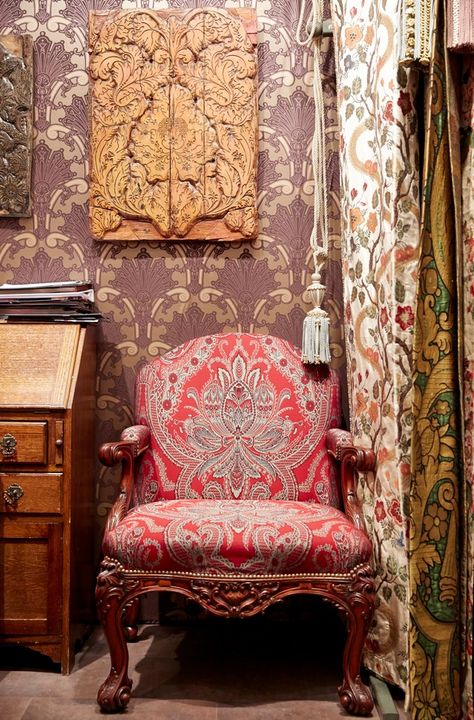 Jonathan Sainsbury chair upholstered in Marmaduke Paisley in Watts of Westminster at Maison & Objet 2014 Classical Furniture, Boho Living, Shabby Vintage, Bohemian Home, Interior Ideas, Wingback Chair, Westminster, Bohemian Decor, Sofa Chair