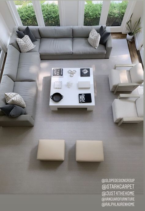 Living Room Designs India, Sofa Layout, Painted Living Room Furniture, Modern Apartment Living Room, Home Design Interior, Sala Grande, Modern Sofa Living Room, Living Room Furniture Layout, Living Room Sofa Set