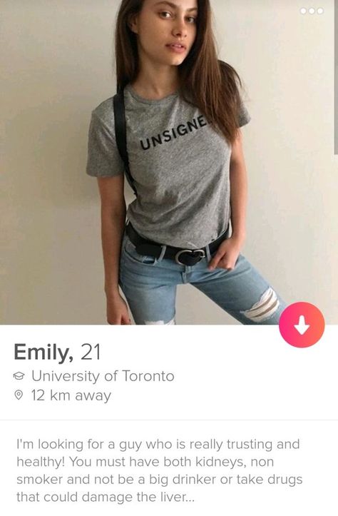 38 Shameless Tinder Profiles - Wtf Gallery Tinder Tips, Funny Tinder, Conan The Conqueror, Tinder Profiles, Funny Bio, Tinder Humor, Hair Job, Valentines Memes, Dating Application