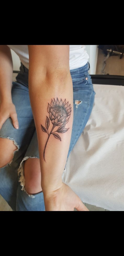 South Africa Tattoos For Women, African Flower Tattoo, South Africa Tattoo Ideas, King Protea Tattoo, Protea Flower Tattoo, Sketched Tattoo, South Africa Tattoo, Protea Tattoo, Africa Tattoo