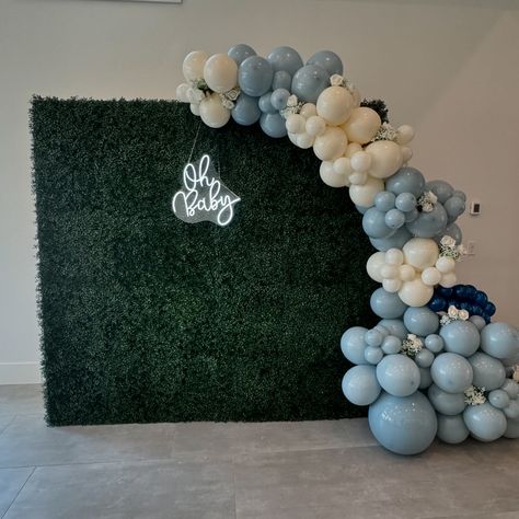 Oh baby, we’re in love! 💙🎀 This French-inspired grass wall backdrop we created with dreamy balloons and fresh florals is giving all the French vibes! Bienvenue bébé 🩵🤍💙 Ready to pop some glam into your event? Let’s make it fab! 🎉💕 #AZBachParty #azbacheloretteparty #PartyVibes #babyshowermagic #babyshower #frenchbabyshower #grasswall #grasswallbackdrop🌱 #frenchbabyshowerdecor Green Wall Backdrop, Grass Wall Backdrop, French Baby Shower, French Vibes, Grass Backdrops, Grass Wall, Ready To Pop, Blue Balloons, Wall Backdrops