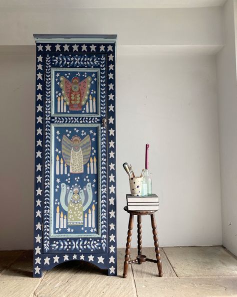 Folk art Angel Wardrobe Folk Art Furniture Painting Ideas, Folk Art On Furniture, Angel Folk Art, Folk Art Cabinet, Painted Ikea Furniture, Folk Painted Furniture, Cupboard Door Ideas, Hand Painted Furniture Diy, Hand Painted Wardrobe