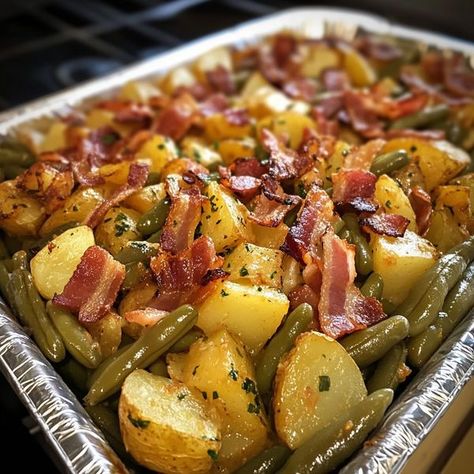 Ranch Green Beans, Sausage And Potato Bake, Potatoes With Bacon, Homemade Potato Soup, Bacon Dishes, Country Ranch, Green Beans And Potatoes, Yukon Gold, Easy Slow Cooker Recipes