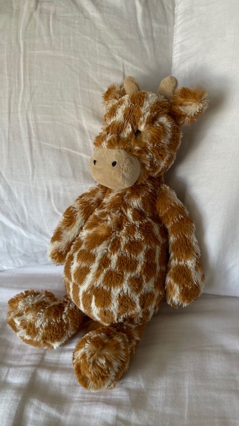 Freetime Activities, Giraffe Stuffed Animal, Jellycat Bashful, Jellycat Stuffed Animals, Teddy Bear Stuffed Animal, Cute Animals Images, Phone Calls, Birthday Wishlist, Cute Stuffed Animals