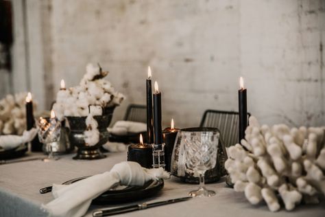 WHITE WONDERLAND // #wedding #realwedding #realbride #coolbride #bride #weddingplanning #weddinginspiration #styling #weddingstyling #australianwedding #aussiewedding #newzealandwedding #floralinspiration #flowers #weddingflowers #florist #weddingflorist #tablesetting #weddingtable #bridaltable Candle Centerpiece Wedding, Monochrome Weddings, Candle Centerpiece, Candle Wedding Centerpieces, Modern Monochrome, Centerpiece Wedding, Beautiful Candle, Modern Wedding Inspiration, Modern Minimalist Wedding