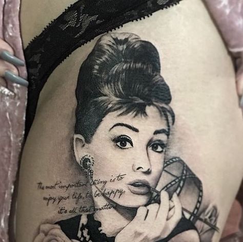 Jai Cheong on Instagram: "One from the weekend #audreyhepburn #actress #model #dancer #roses #film #tattoo #art @audrey.hepburn" Audrey Hepburn Tattoo Ideas, Audrey Hepburn Tattoo, Traditional Tattoo Pin Up, Tattoo Pin Up, Film Tattoo, Aubrey Hepburn, Pin Up Tattoos, Audrey Hepburn, Traditional Tattoo