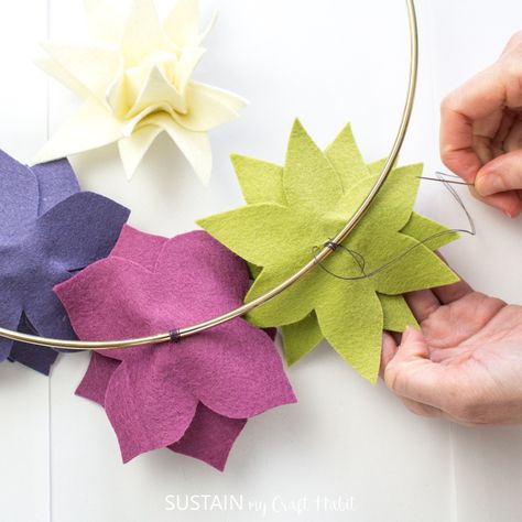 Adorn your front door this Spring with a beautiful simplistic succulent wreath using a large gold ring and timeless DIY felt succulents. Felt Flower Wreath Diy, Succulent Wreath Diy, Large Gold Ring, Felt Flower Wreath, Driftwood Wreath, Felt Flower Tutorial, Felt Flower Wreaths, Felt Succulents, Window Wreath