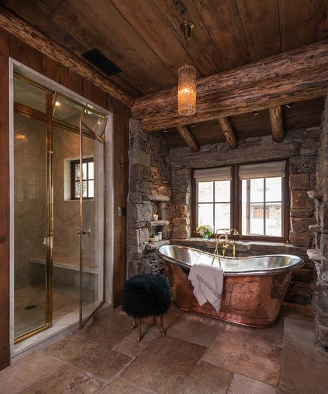 Rustic-modern mountain ranch nestled in the rugged Montana landscape Cabin Bathrooms, Log Home Decorating, Rustic Bathroom Designs, Rustic Home Design, Rustic Bathrooms, Modern Mountain, Log Cabin Homes, Dream Bathrooms, Stylish Bathroom